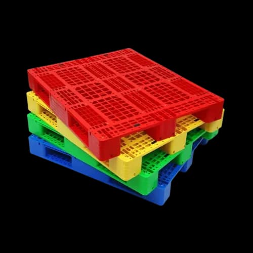 Pallet nhựa nhiều màu